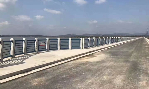浙江湖州泗安水庫護欄